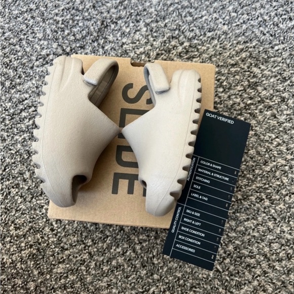 Adidas Yeezy Slide Infant Sandals - Tan - Picture 3 of 5